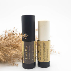 100% natural handmade vegan moisture lip balm